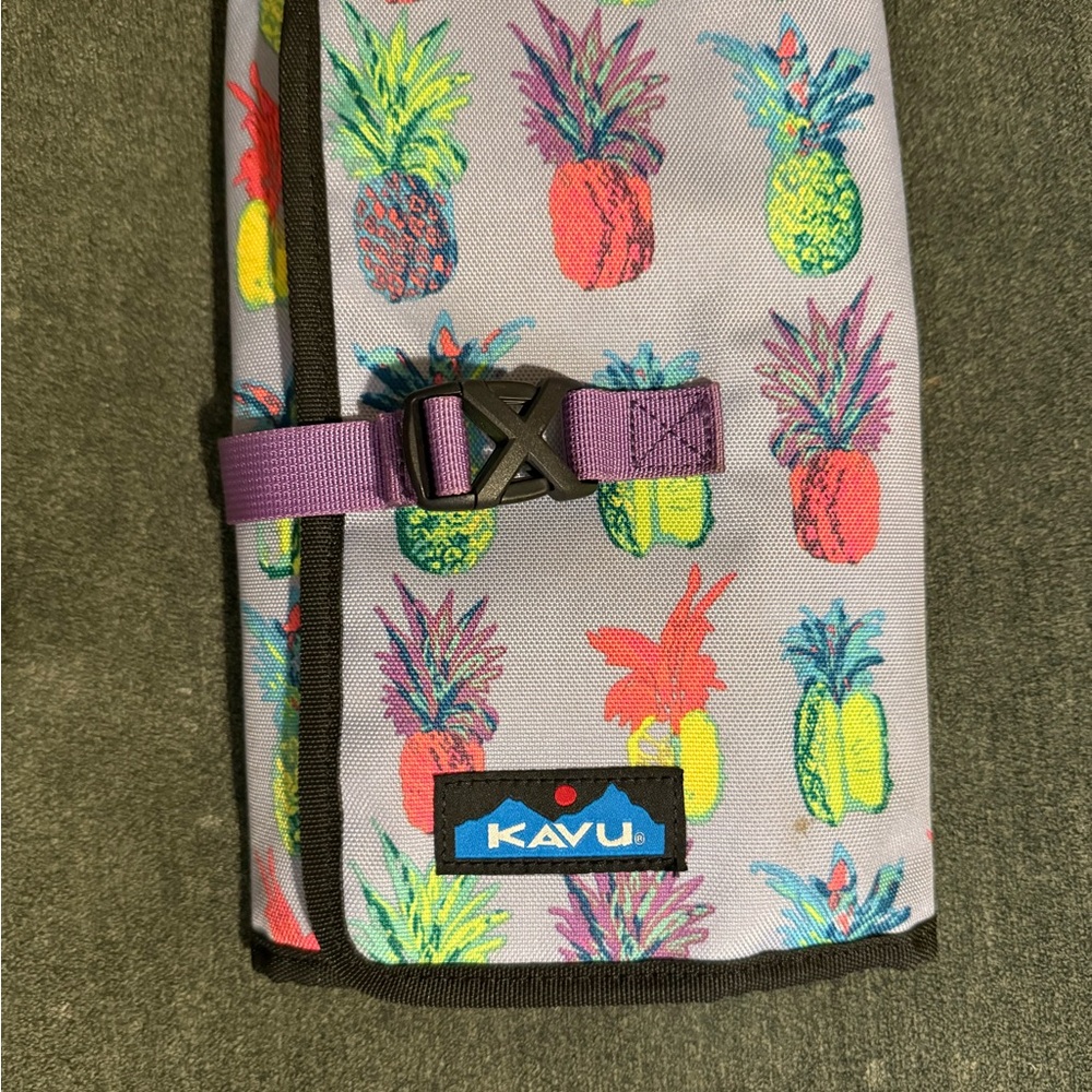 Kavu Colorful Pineapple Print Bag